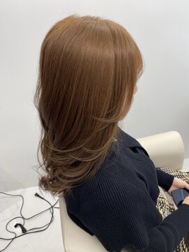 リルーア(RIRUA) 顔まわりレイヤーカット