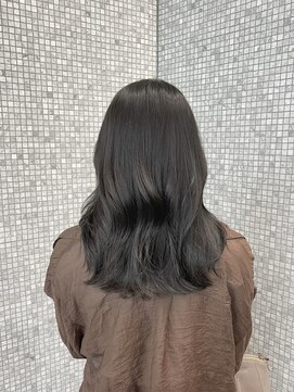 ザック ヴィ(ZACC  vie) くすみブラウン / 毛流れレイヤー