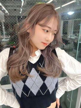 ランテルディ 渋谷(LANTERDIT) シースルーバング ミルクティーカラー くびれヘア こなれ感