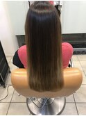 髪質改善ストレートで圧倒的な艶感