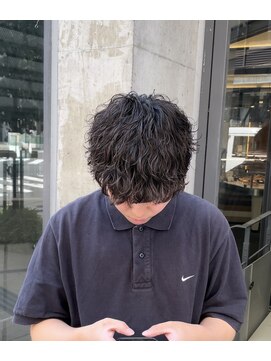 アウラ(AURA) 波巻きパーマツイストスパイラルパーマシャドウパーマ