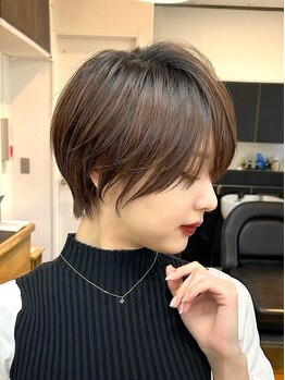 ラボバイイオエ(Lab. by ioe)の写真/シルエットが大切なショートだからこそ、細部にまでこだわったカットで魅力を引き出すショートスタイルに☆