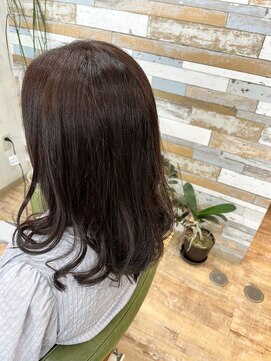 ハウオリ ヘアーワークス(Hauoli hair works) レッドブラウンカラー