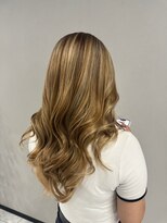 ラルガ 黒崎(Raruga)&nbsp;ハイライトカラーミルクティーベージュレイヤーカット