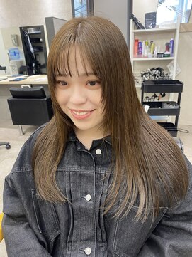 ジゼル 小倉(GiseL) 小顔カット　かじ
