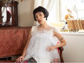 アンリ(Anri)の写真/悩み・コンプレックスを魅力に!絶妙なカット技術と独自の小顔カットで創る再現性の高い美しいスタイル♪