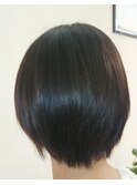 ショートボブ