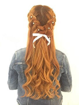 ヘアメイク エンカレッジ(HAIR MAKE encourage) 編み込みハーフアップ