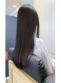 大人の暗髪ストレート