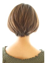 レウナ 外苑前(Reuna)&nbsp;【３０代・４０代】ひし形ショートボブで大人可愛く