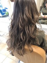 カーサ バイ ハミュウ たまプラーザ(CASA by Humium)&nbsp;20代、30代、40代◎ゆるふわロングウェーブパーマスタイル☆