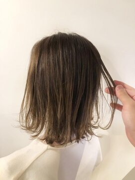 アルーシェ 平井(Alushe) 切りっぱなしボブ『Alushe平井』