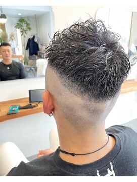 シアーリリック(sheer lyric) 【骨格似合わせ】フェードカット