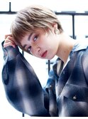 大人可愛い20代30代40代小顔ワンサイドショートボブ丸み前下がり