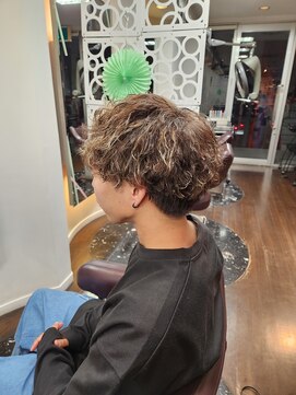 榮(Salon de 榮) メンズツイストスパイラル×ハイライト