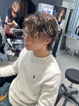 メンズサロン キング 梅田店(Men’s salon K!ng) 波巻きツイストスパイラルパーマ/フェザーパーマ/眉毛/メンズ