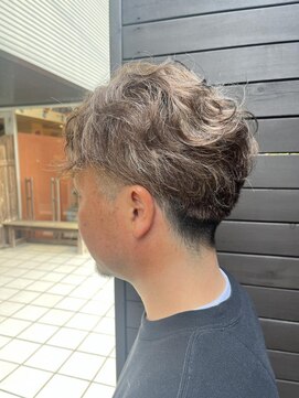 ヘアラウンジ アングゥ(hair lounge ungu) ハイライトカラー