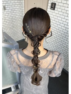 ソノ(sono) タイトヘア タイトアレンジ タイトポニー 編みおろし 参列ヘア