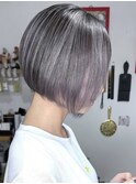 ミニボブバレイヤージュ×グレーシルバー×ブリーチ2回