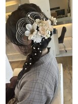 アンジュール 卒業式ヘア