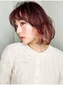ピンクベージュインナーカラー前髪パーマふんわりシルエットp1