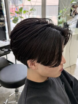 エデアンホンテン メンズサロン(EDEAN 本店 （旧：EDEAN 上通）) 刈り上げセンターパート センターパート 熊本メンズカット