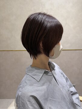 ジーナ 高槻(Zina) 丸みショート/