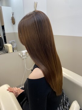 【美髪縮毛矯正で乾かすだけで艶髪に】ストレートロング