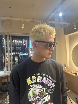 キャンバス バイ ネオリーブ 横浜西口(Canvas by neo.) 横浜★ハイトーンブランドスパイキーショート