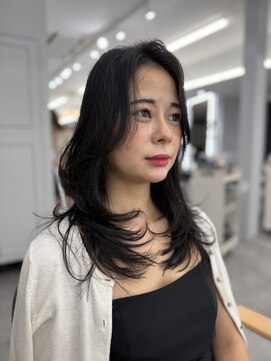プラチナ(PLATINA) レイヤー美容師が作るワンカールでまとまるスタイル