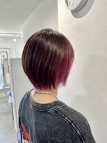 テット(Tet)&nbsp;360°綺麗!丸みショートボブ×大人インナーカラー《Tet/ゆうり》