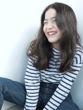 ナヌーク シブヤ(nanuk shibuya) 【nanuk】こなれたゆるウェーブでダウンスタイルを楽しむ◇◇