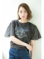 アンアミ オモテサンドウ(Un ami omotesando)&nbsp;【Un ami】モードショート×ミルクティーカラー　工藤　由佳