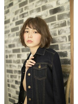 ワゴンバイアフロート(Wagon by afloat) シアカラーボブで透明感