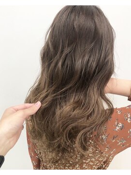 アライブ キチジョウジ(ALIVE Kichijoji) 【ALIVE吉祥寺】ミルクティーベージュバレイヤージュカラー