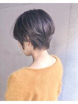 ヘアーアンドアトリエ マール(Hair&Atelier Marl)&nbsp;【Marl】ハイライト入りラベンダーグレージュのマッシュショート