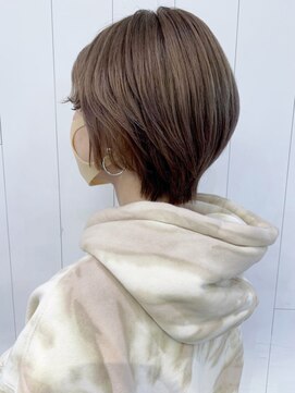 アイティー バイ アルバム 中野店(IT by ALBUM) ライトベージュ_ホワイトアッシュエアリーミディ_ba312592