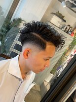 ドルクス 日本橋(Dorcus)&nbsp;東京バーバー日本橋スキンフェードツイストサイドパート