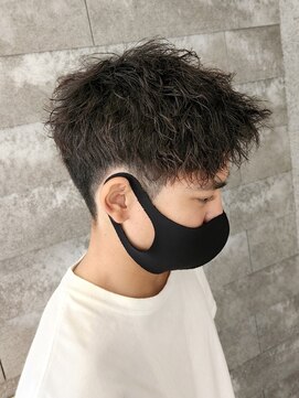 ニアウ 伊勢崎連取店(Niau) ボックスショートアップバングショートツイストスパイラルパーマ