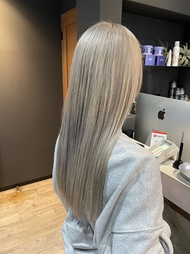ルミヘアー 金沢駅西口店(Lumi hair) トリプルカラー×ホワイトベージュ
