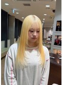 ブロンドカラー　抜きっぱなしカラー　金髪