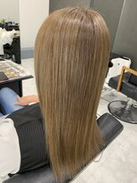 ディティール(Detail)&nbsp;脱白髪染め×伸ばしかけロング