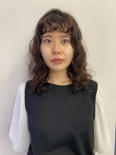 パーマ～外国人風くせげパーマでアレンジも楽しめる