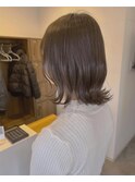 オリーブグレージュ
