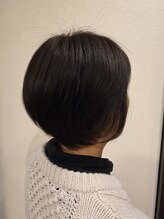 Miss Atena 萩店【髪質改善/ヘッドスパ/ショート】 丸みのある前下がりショート