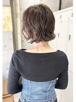 トマト(TOMTO)&nbsp;【HOSSY】ウェーブヘア_ニュアンスパーマ_くせ毛パーマ