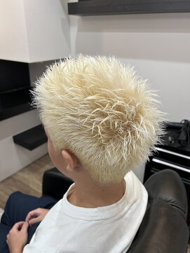ヤマグチ トゥシェル ヘアー&メイク ヘアーアンドメイク ホワイトブリーチ