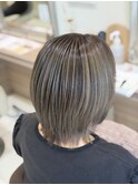 シアベージュ白髪ぼかしバレイヤージュ