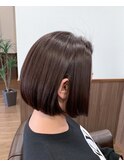 【ヴァイオレット×ベージュ】ツヤ感内巻きボブ
