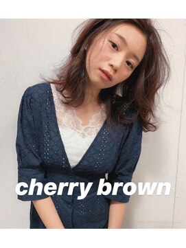 ピア(Pia) チェリーブラウン